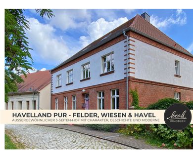 Historischer Hof, kernsaniert, mit ca. 300 m² Wohnfläche und traumhaftem Blick auf Havelwiesen