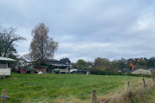 Grundstück
