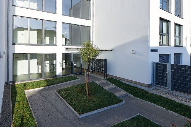 Eingangsbereich Gebäude