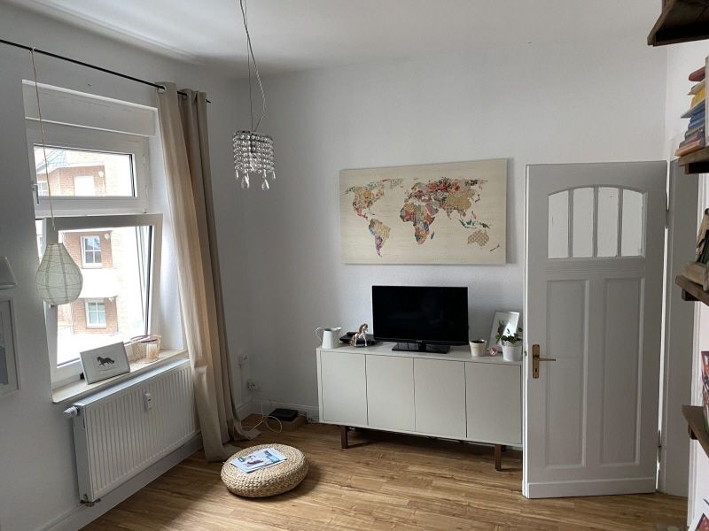 Gepflegte 2-Zimmer-Altbauwohnung im 1. OG mit Garten - Foto 2