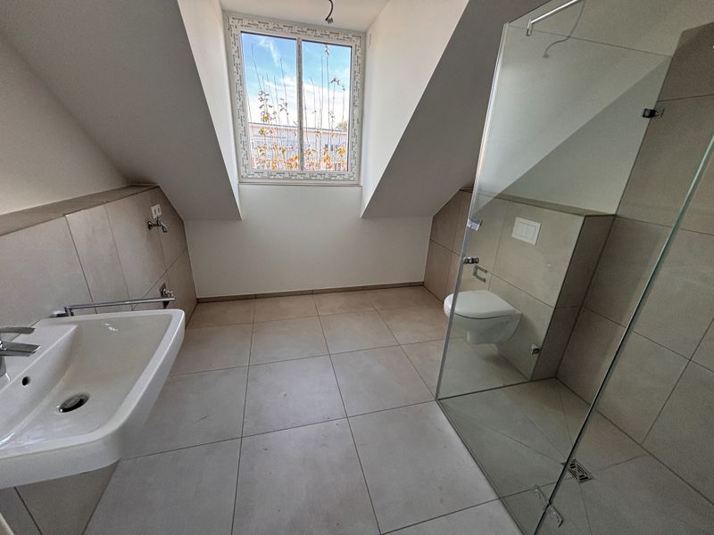 Barrierefreie 2-Zimmer Neubaumietwohnung mit Stellplatz im Zentrum von Spelle! - Photo 2