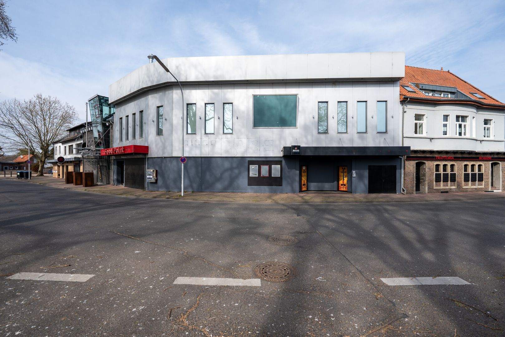 Investment-Highlight: 11.000 m² Parkgrundstück & 1.200 m² Nutzfläche – Platz für Ihre Großprojekte