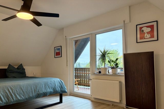 Schlafzimmer mit Balkon DG - Anbau