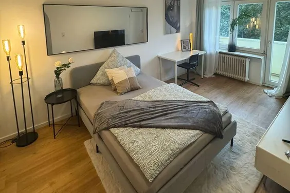 Modern möbliertes 1-Zimmer-Apartment in zentraler Lage