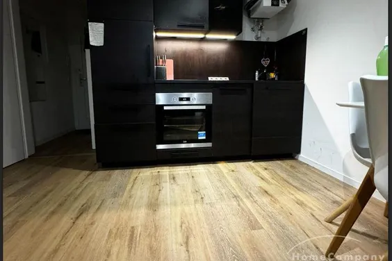 Modern möbliertes 1-Zimmer-Apartment