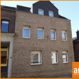 Eckhaus in ländlicher Lage.
****reduzierter Preis**** 
       **PROVISIONSFREI**