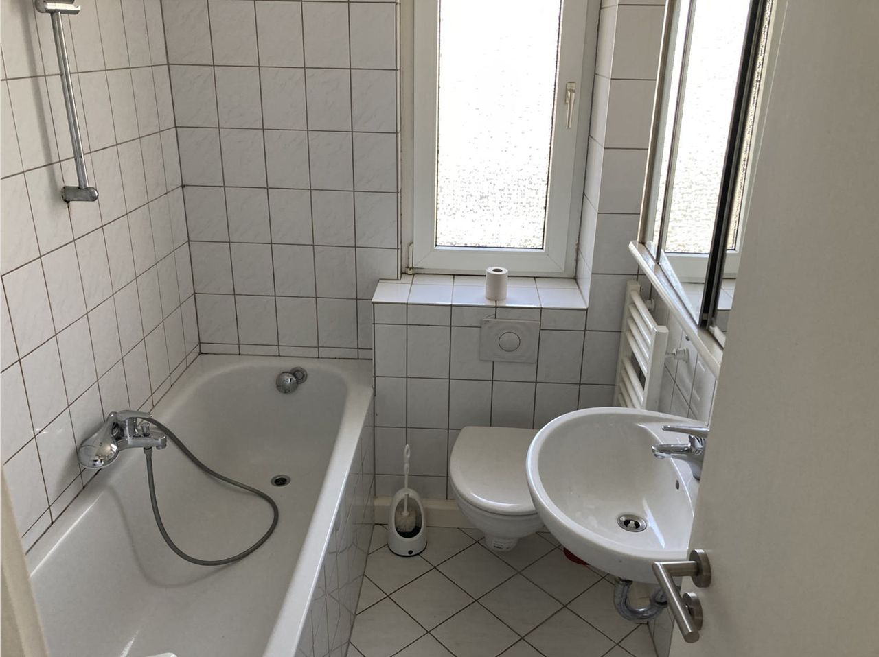 Singlewohnung mit Einbauküche zu vermieten - Photo 4