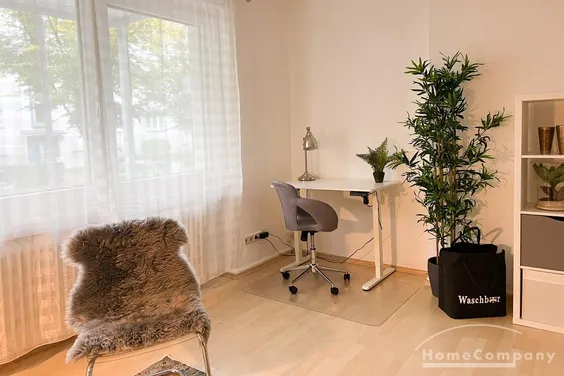 Bornheim 8072660- modern, möbliertes Single Apartment