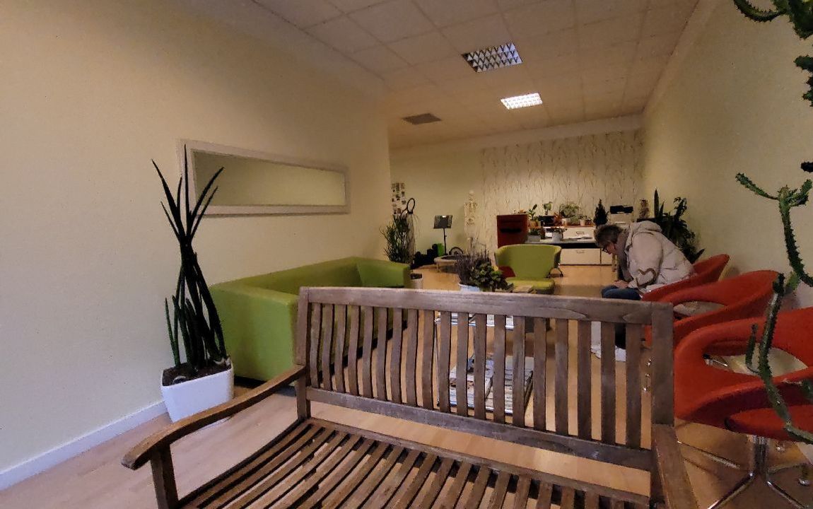 ca. 98m² Laden-/Praxisfläche, in Witten-Herbede zu verkaufen