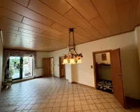 Wohnzimmer mit TErrassenaustritt