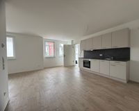 2 Zimmer-Wohnung mit Einbauküche
