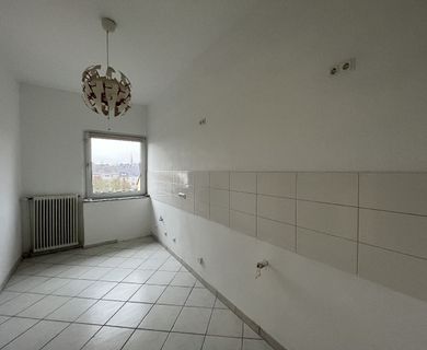 Wohnen im Kaiserviertel, helle neu renovierte ca. 81 m² Wohnung im 4.OG! - Photo 3
