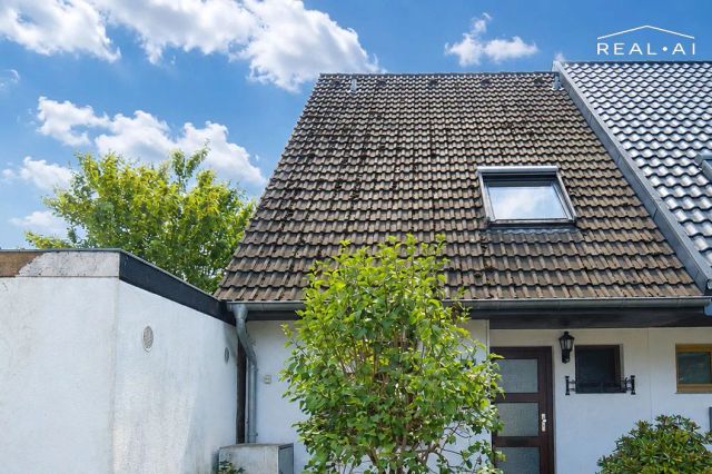 Hausansicht / Hintergrund KI-bearbeitet