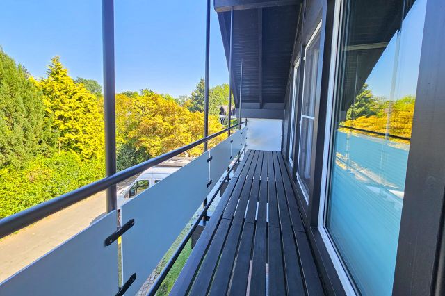 Balkon zur Vorderseite