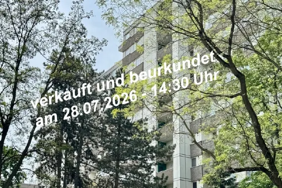 Provisionsfrei: Helle Eigentumswohnung mit Garagenstellplatz in Berlin Zehlendorf (verkauft)