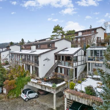 Grosses 5.5 Zi-Doppeleinfamilienhaus im Nebelfreien Kanton Aargau