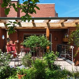 Gibt es ja doch noch! Klassische Doppelhaushälfte mit tollem Grundstück in Dormagen – Mitte