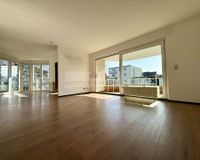 Küche, Essz., Wohnzimmer