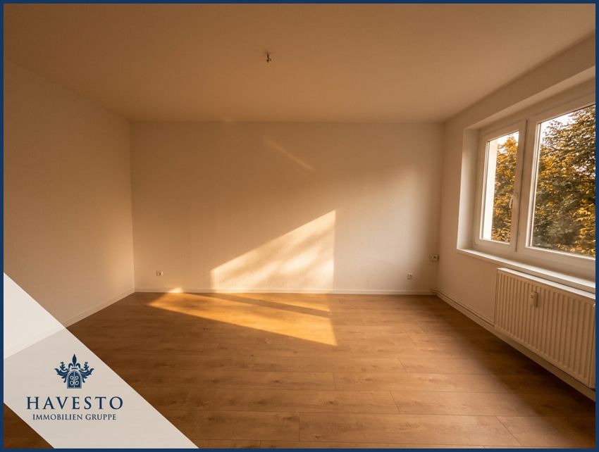 Frisch renovierte 2-Zimmer-Wohnung ca. 45 m² mit Einbauküche - Photo 2