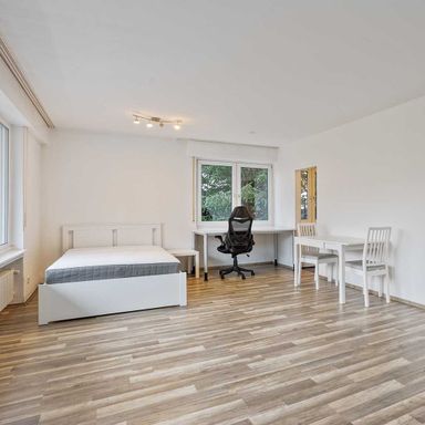 Gemütliches Appartement mit Garagenstellplatz und Balkon in Düsseldorf-Eller