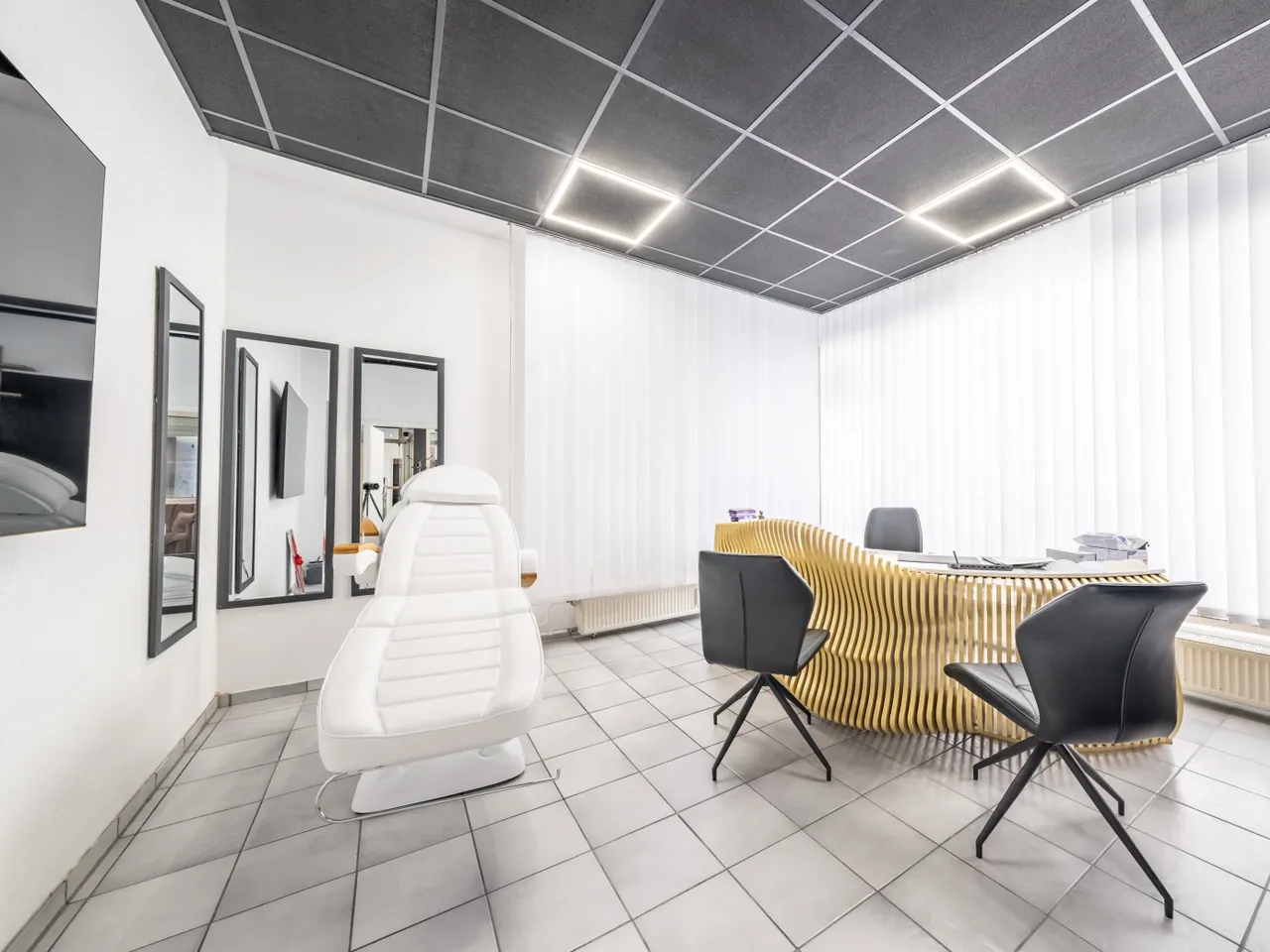 Behandlungszimmer - Fläche 1