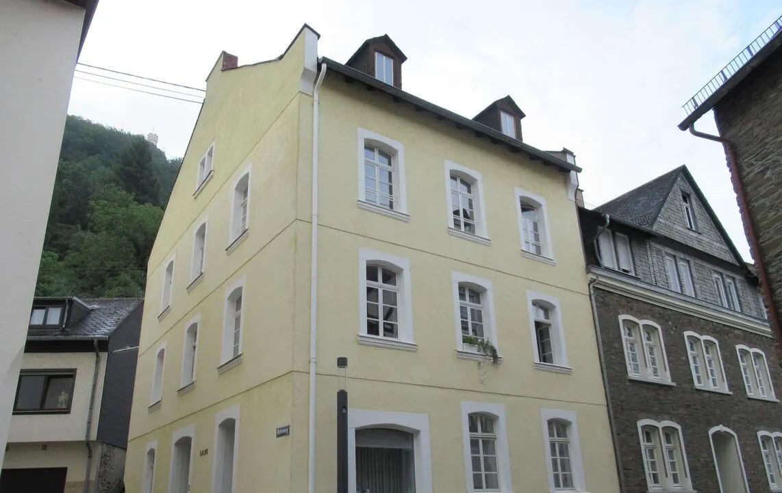 3-ZKB-Wohnung im charmanten Altbaustil in Braubach mit Garten zu vermieten
Ab 01.09.2026 verfügbar!