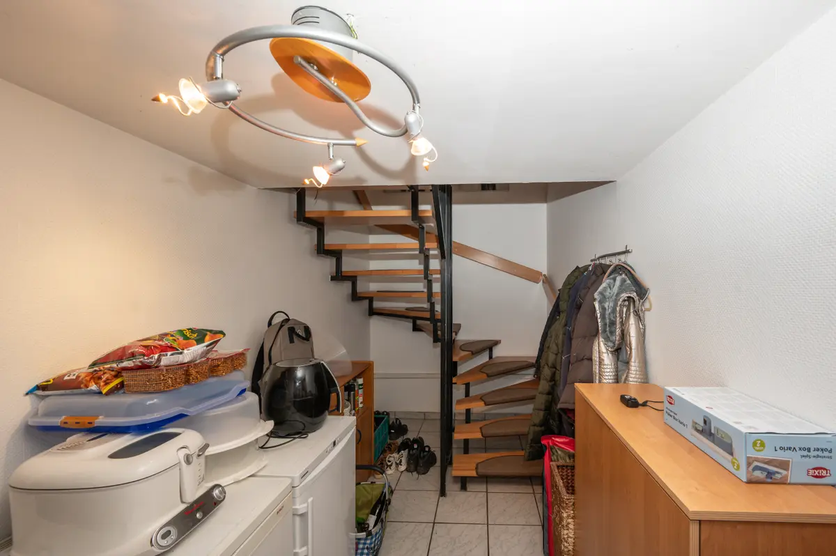 Treppenflur in den Keller