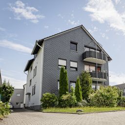 Komfort ohne Kompromisse: Eigentumswohnung mit Balkon, Loggia, Hobbyraum und einem Stellplatz
