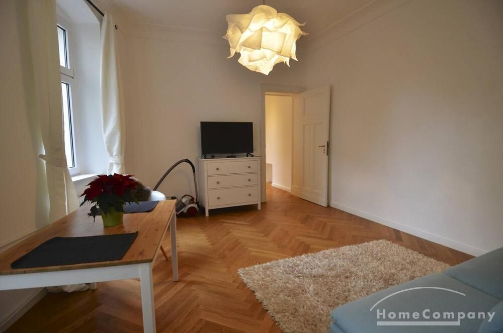 Ruhige 2-Zimmer-Altbauwohnung Nähe Schloss Charlottenburg, möbliert - Photo 2