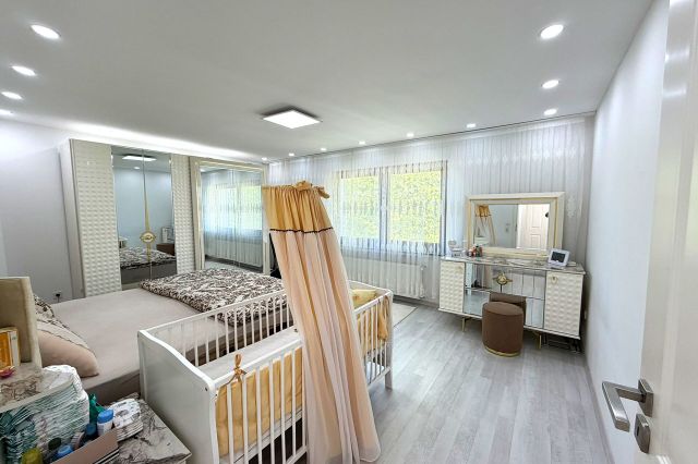 Elternschlafzimmer (OG)