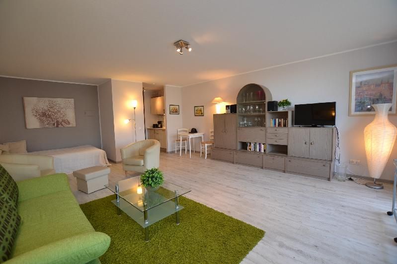 Nah bei Düsseldorf: Vollmöbliertes Apartment - Pool und Sauna im Haus - Erkrath-Unterfeldhaus - Photo 3