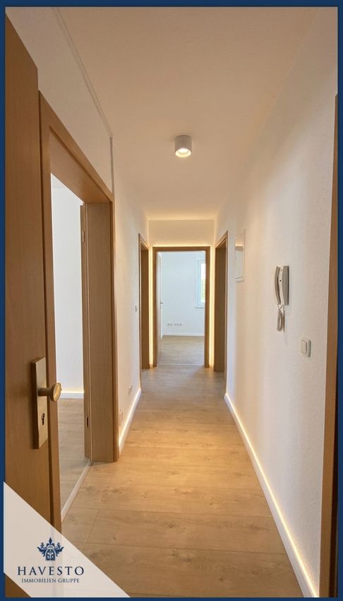 Einziehen & wohlfühlen: Frisch renovierte 3-Zimmer-Wohnung mit Einbauküche und Balkon - Photo 4