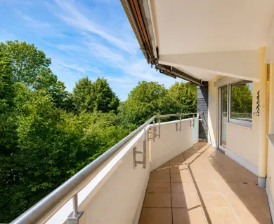 Rund 57 m² große 2-Zimmer-Wohnung mit Loggia, modernem Duschbad und Aufzug in Hagen-Eilpe - Foto 3