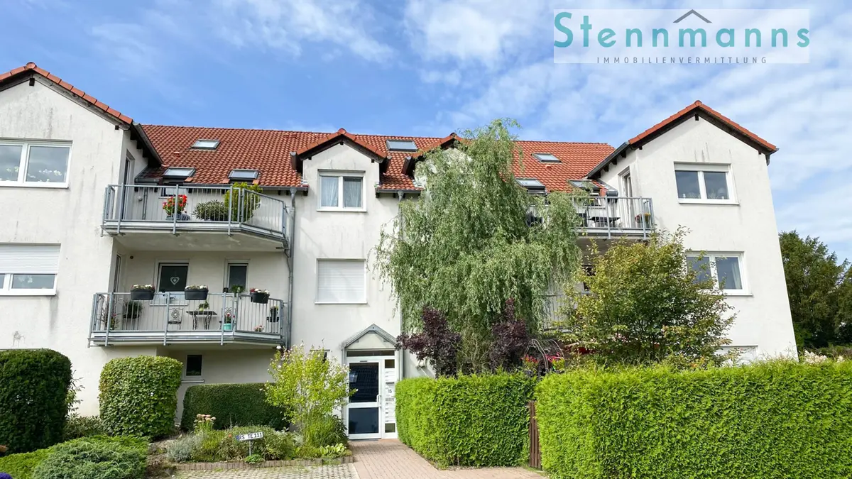 Hübsche 2-Zimmer-Mietwohnung im Hochparterre mit Balkon u. kleinem Garten