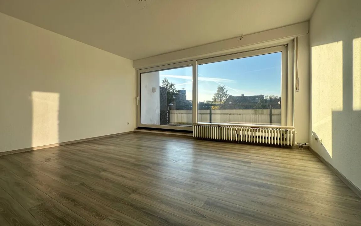 Großzügige 96 m² Wohnung mit Balkon