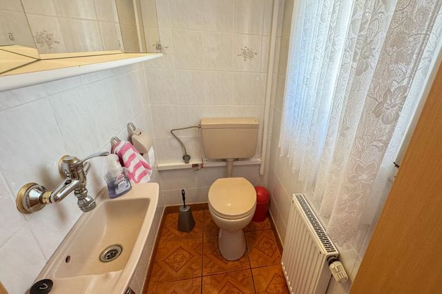 Gäste-WC EG