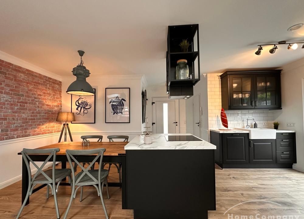 K&uuml;che mit Essbereich