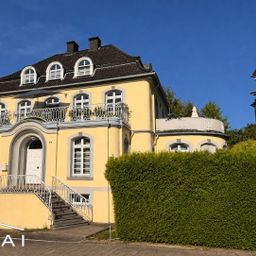 Stilvolle Stadtvilla mit 3 Wohneinheiten im Moltkeviertel!
