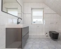 Wannenbad Dachgeschoss