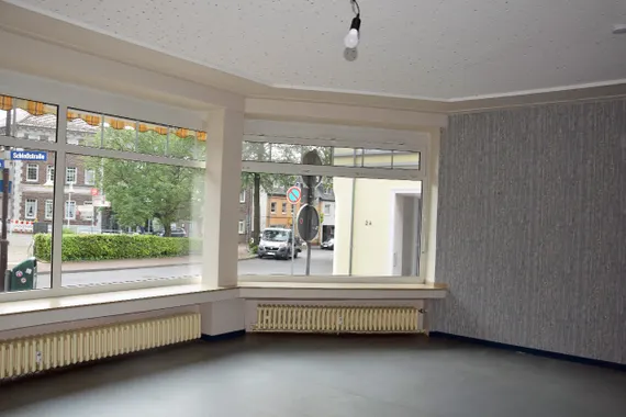 Flexibel nutzbare Verkaufsfläche mit Top-Präsenz im Herzen von 41334 Nettetal-Hinsbeck