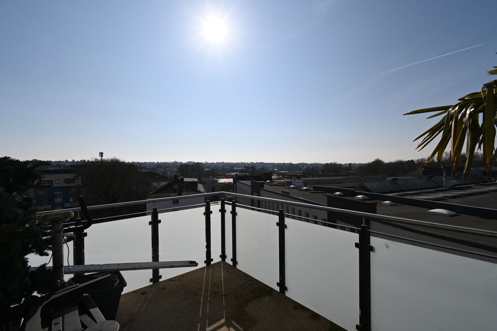 **** Mit dem Aufzug ins Penthouse und diese Aussicht genießen .....****