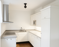 Teiloffene Küche KI bearbeitet