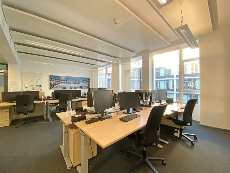 16 Büro 4