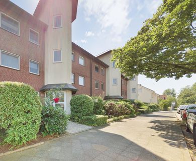 Kreatives Potenzial mit Sonnenplatz: 2-Zimmer-EG Wohnung mit Südterrasse und Tiefgaragenstellplatz