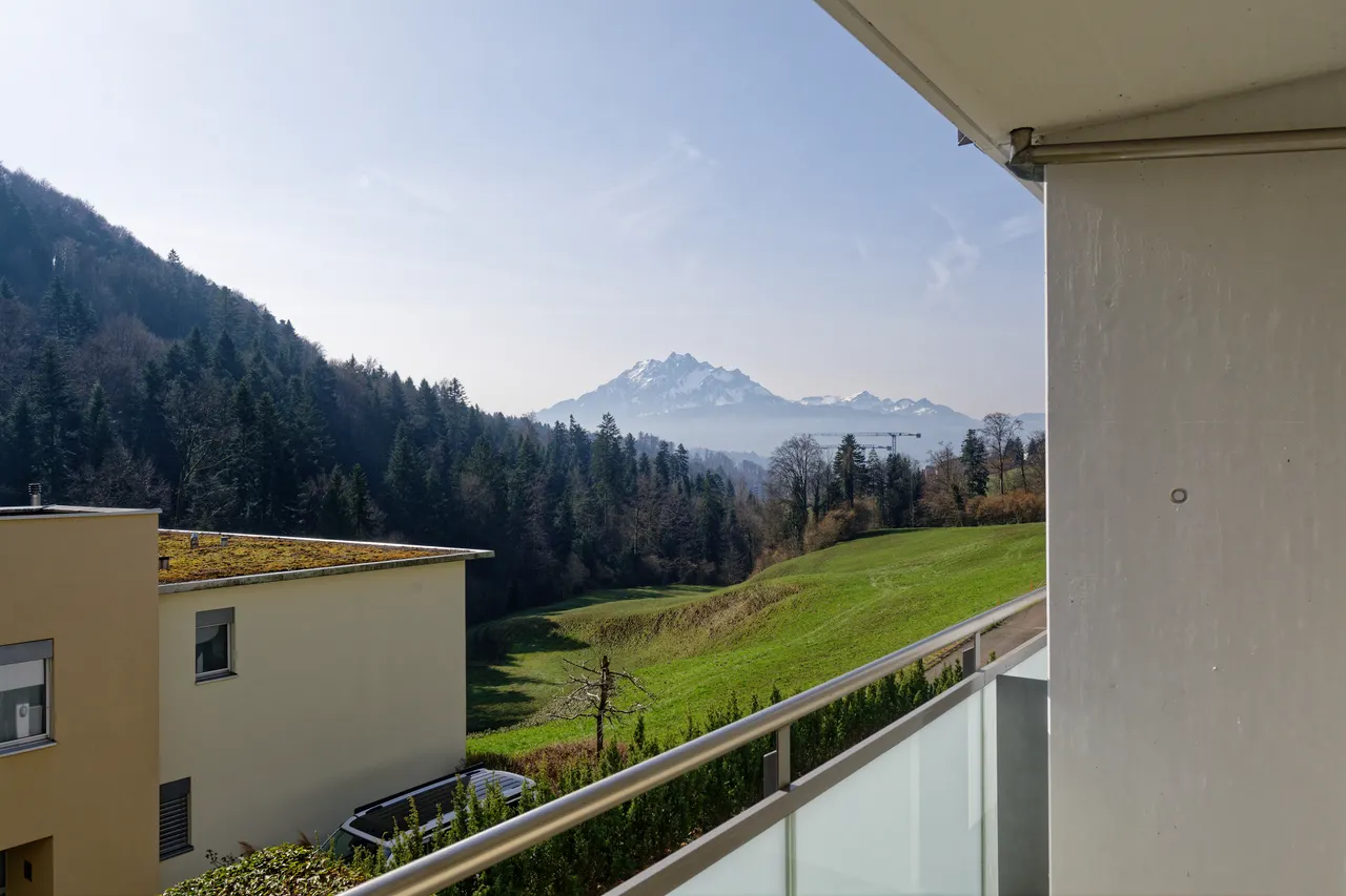Balkon mit Pilatusblick