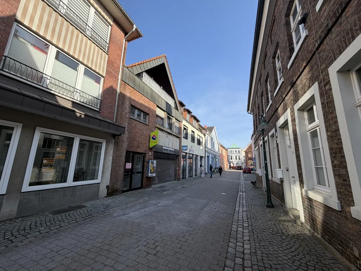 Bahnhofstr.