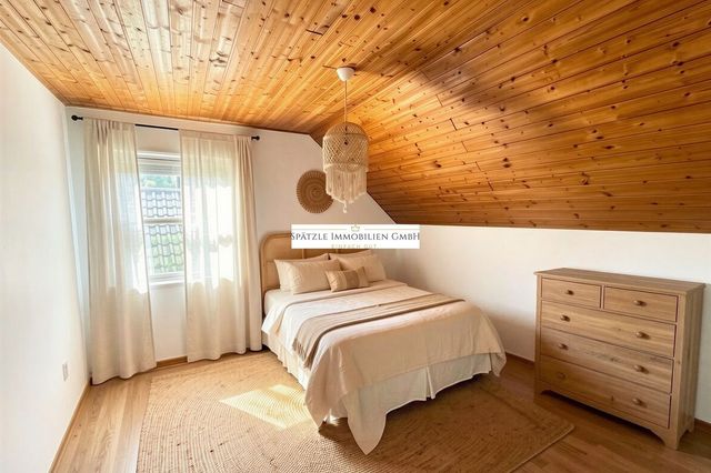Schlafzimmer DG - (KI generiert)