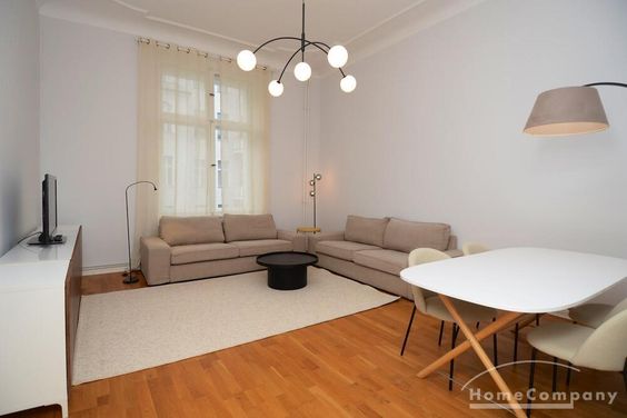Große und moderne 2-Zimmer-Wohnung am Savignyplatz, möbliert