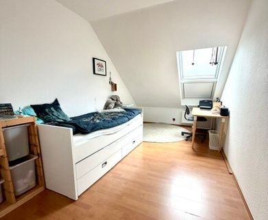 Großzügige, helle Doppelhaushälfte mit Garage in bevorzugter Wohnlage mit Blick ins Grüne - Foto 4