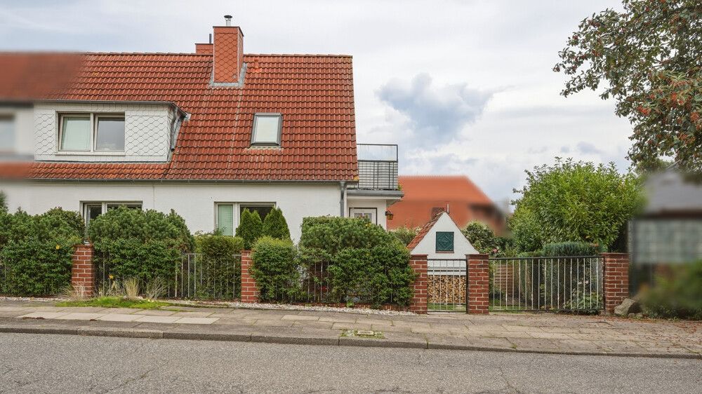 Straßenansicht 2